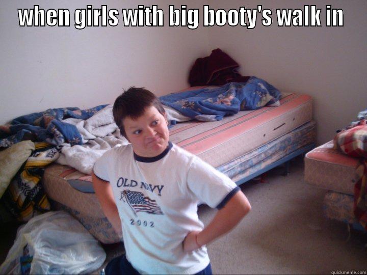 kefjs jfsikefjh - WHEN GIRLS WITH BIG BOOTY'S WALK IN  Misc