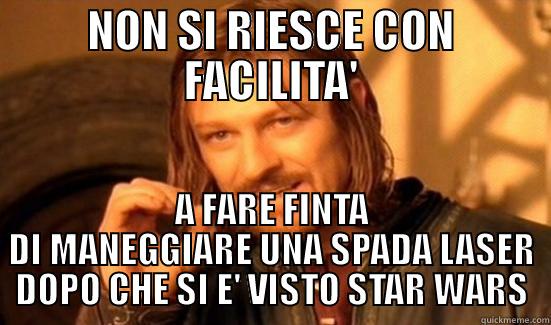 NON SI RIESCE CON FACILITA' A FARE FINTA DI MANEGGIARE UNA SPADA LASER DOPO CHE SI E' VISTO STAR WARS Boromir