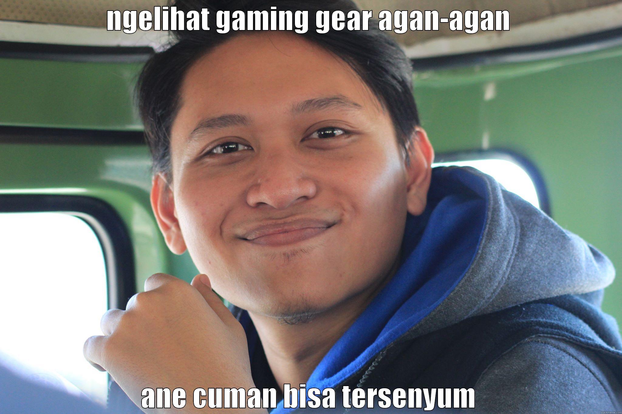 Gaming Gear - NGELIHAT GAMING GEAR AGAN-AGAN ANE CUMAN BISA TERSENYUM Misc