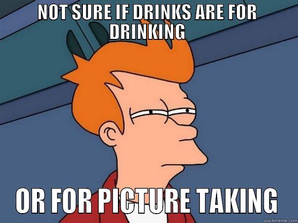 NOT SURE IF DRINKS ARE FOR DRINKING OR FOR PICTURE TAKING Futurama Fry