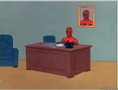 At hy -   Spiderman Desk