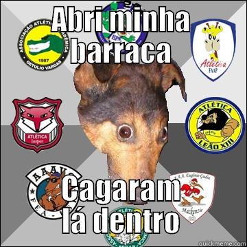 ABRI MINHA BARRACA CAGARAM LÁ DENTRO Misc