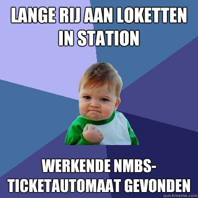 Lange rij aan loketten in station Werkende NMBS-ticketautomaat gevonden  Success Kid