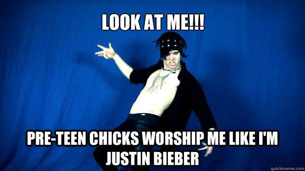 Look at me!!! pre-teen chicks worship me like i'm justin Bieber   