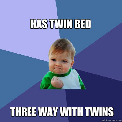 Has twin bed Three way with twins  Success Baby