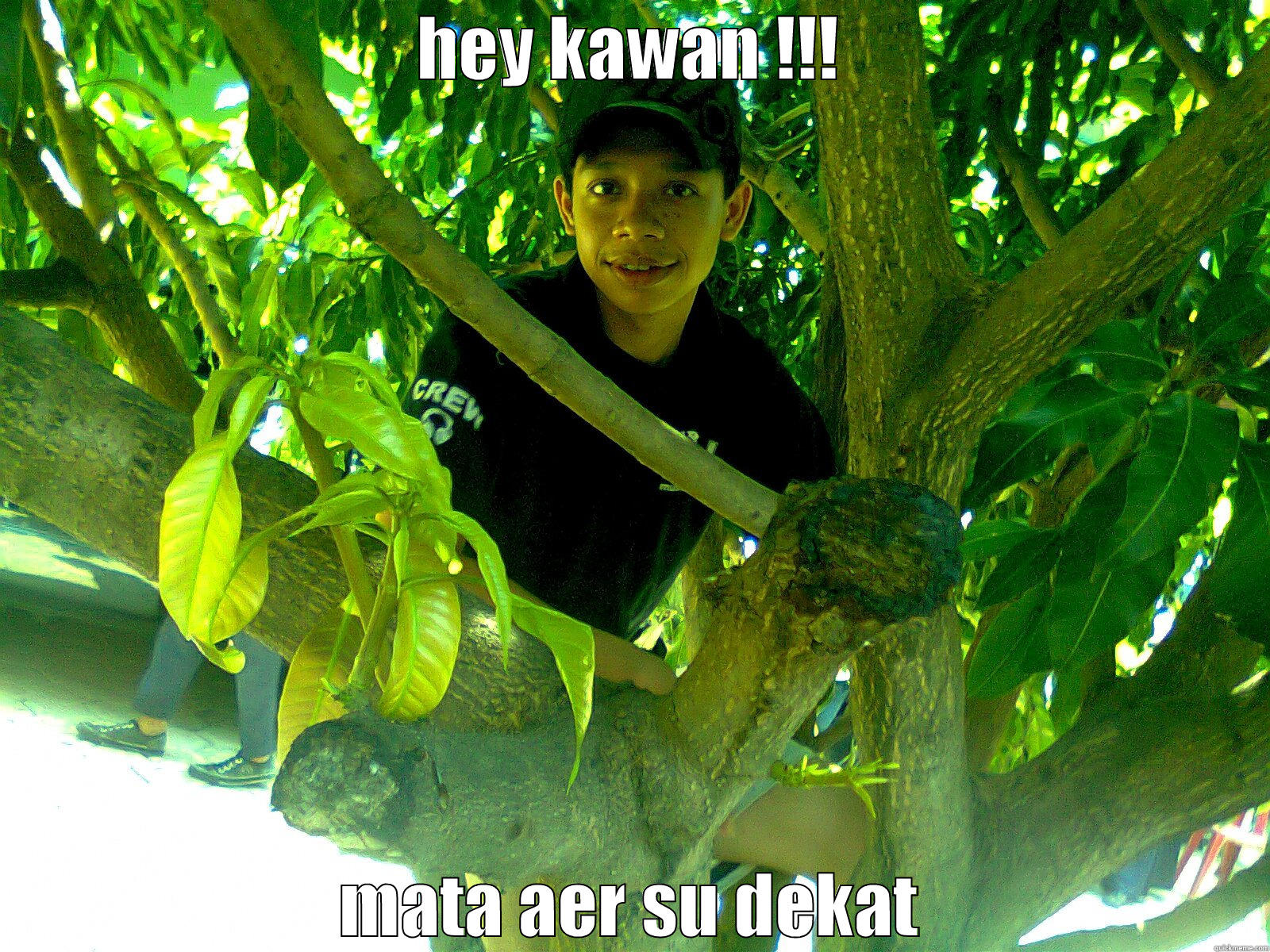 HEY KAWAN !!! MATA AER SU DEKAT Misc